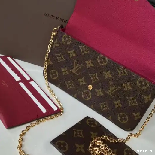 First bag ru Louis Vuitton POCHETTE FELICIE 0323